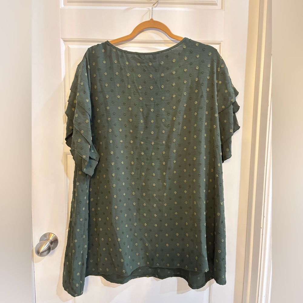 3X Textured Lace Trim Patchwork Ruffles Blouse - Picture 2 of 3